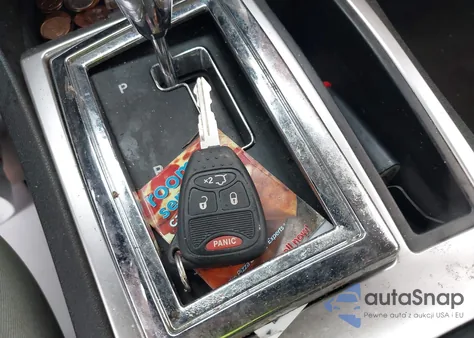 2006 Chrysler 300C z USA, uszkodzony, nr VIN 2C3KA63H26H532451